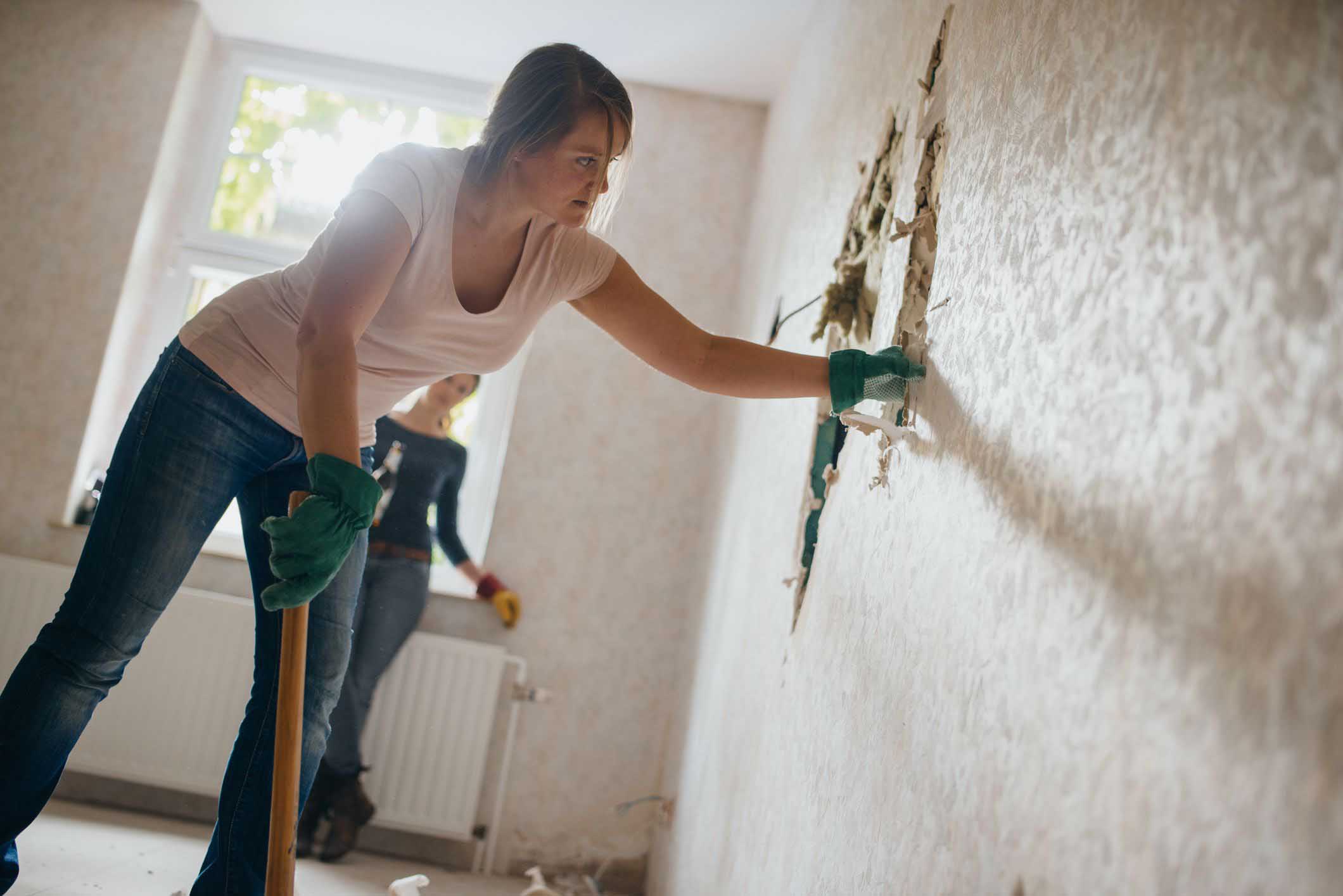 Safe Demolition Practices for Home Renovation